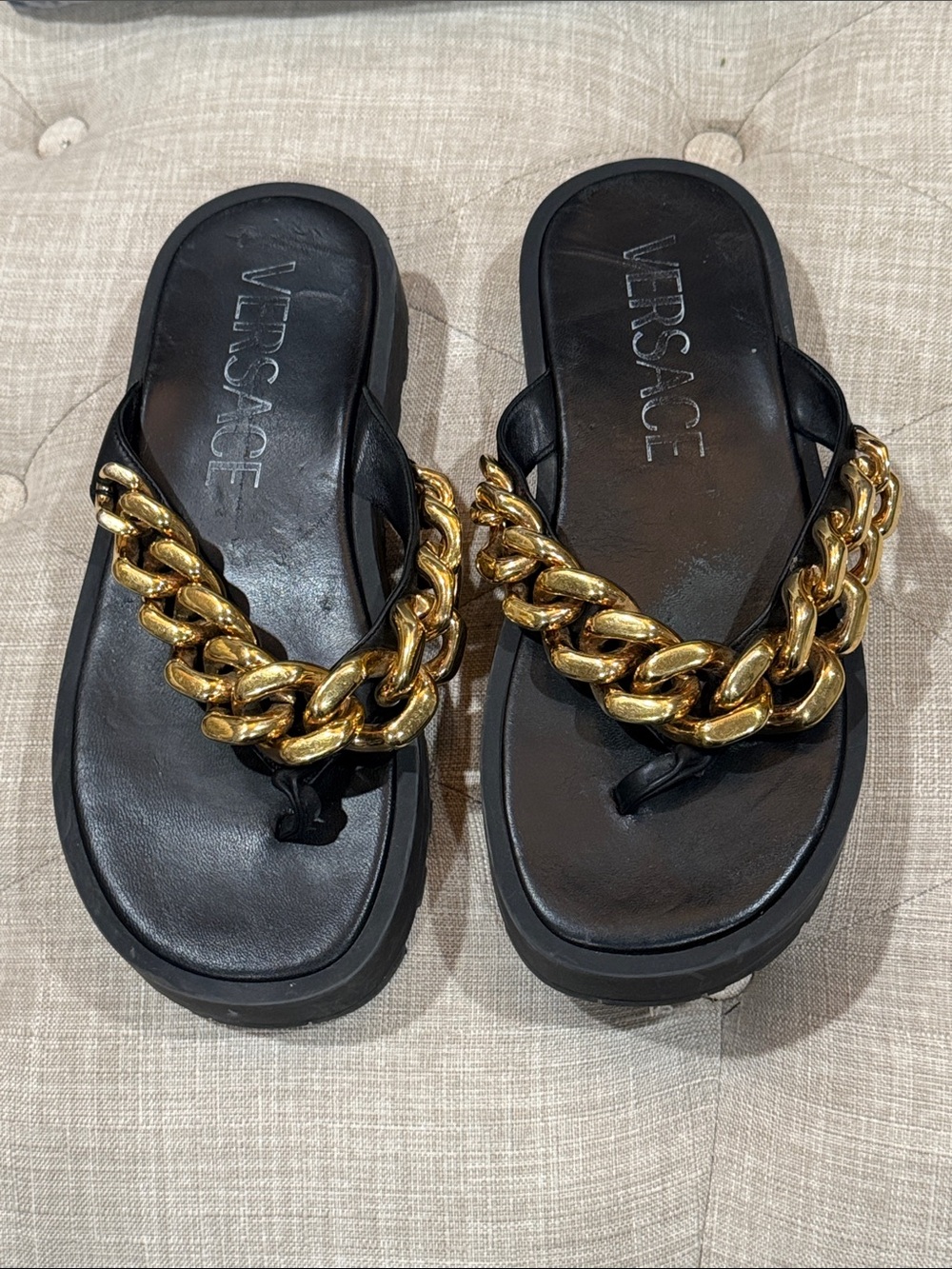 Black Leather Sandals with Bold Gold Chain